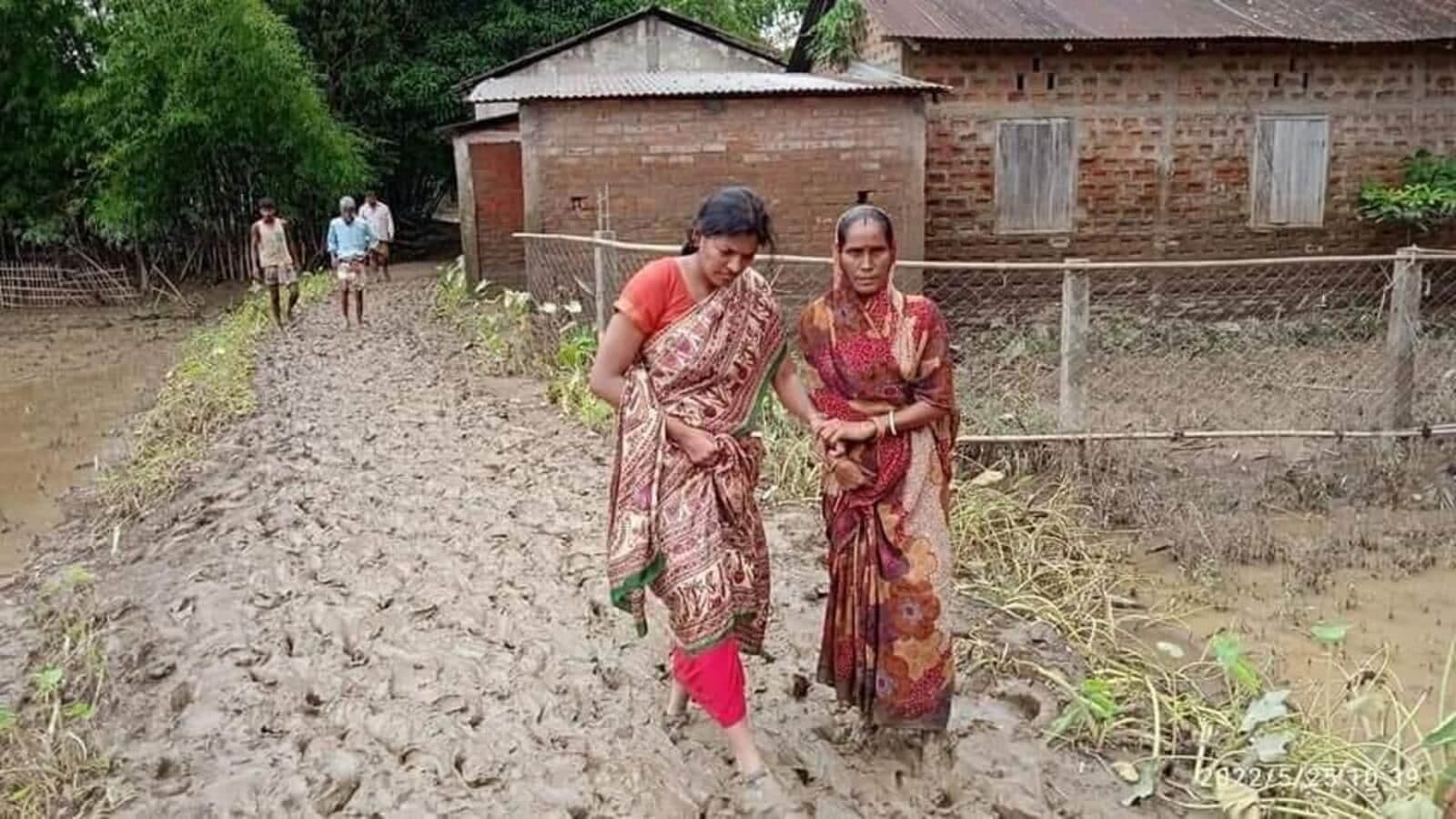 Meet Keerthi Jalli - An IAS officer who become viral on social media, swallowing mud and water alongside Assam flood victims