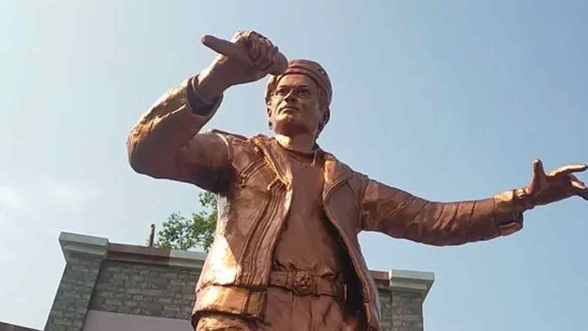 Zubeen Garg Statue