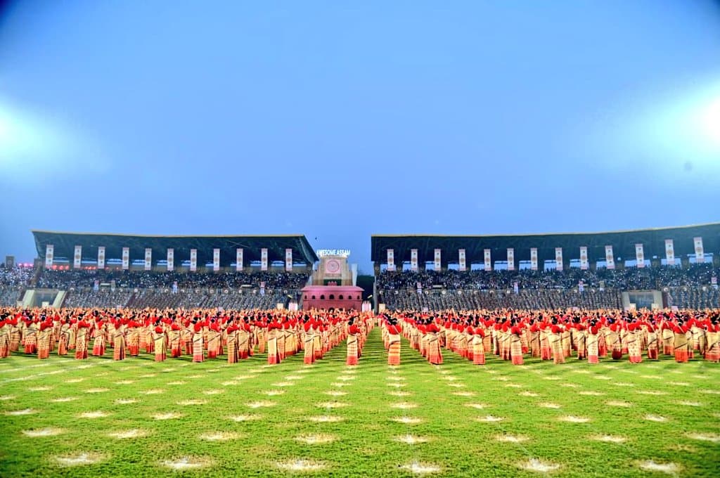 Assam CM Congratulates 11,000 Bihu performers on Guinness World Record
