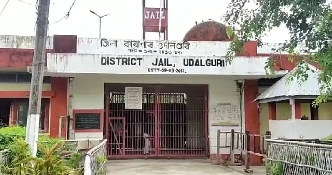Assam: Prisoner serving life sentence breaks out of Jail