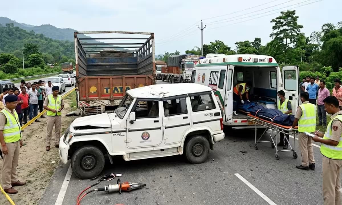 Four Killed After Speeding Bolero Crashes into Parked Truck in Dimoria