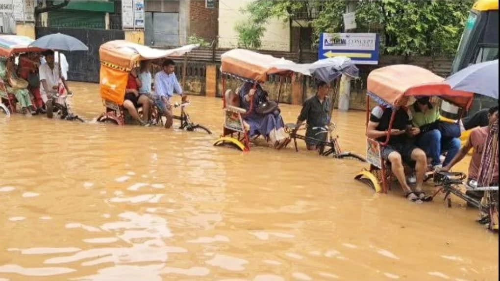 Heavy Overnight Rain Triggers Severe Water-logging in Guwahati, Rukminigaon and Zoo Road Submerged