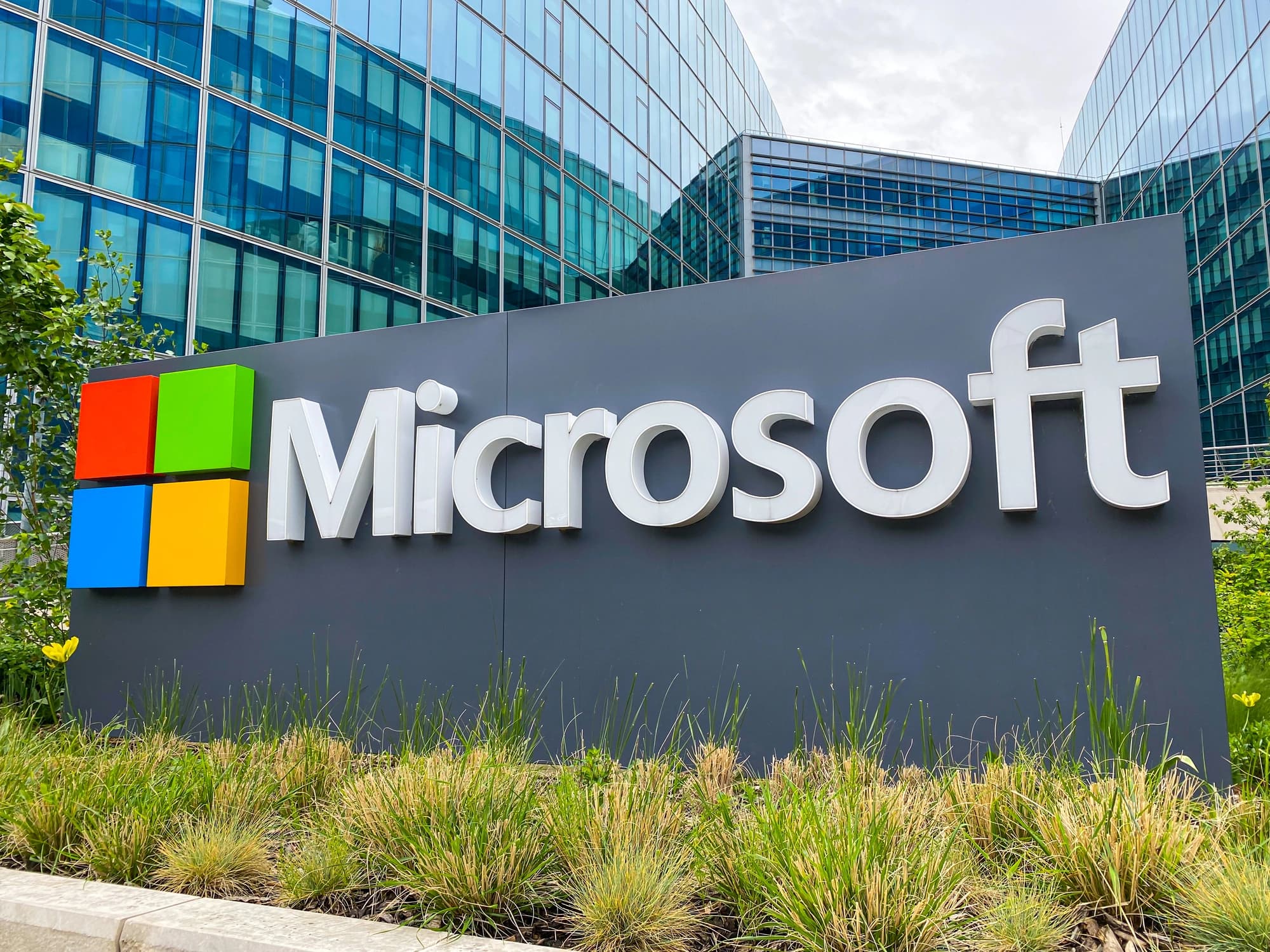 Microsoft lays off to more than 1000 employee in a week