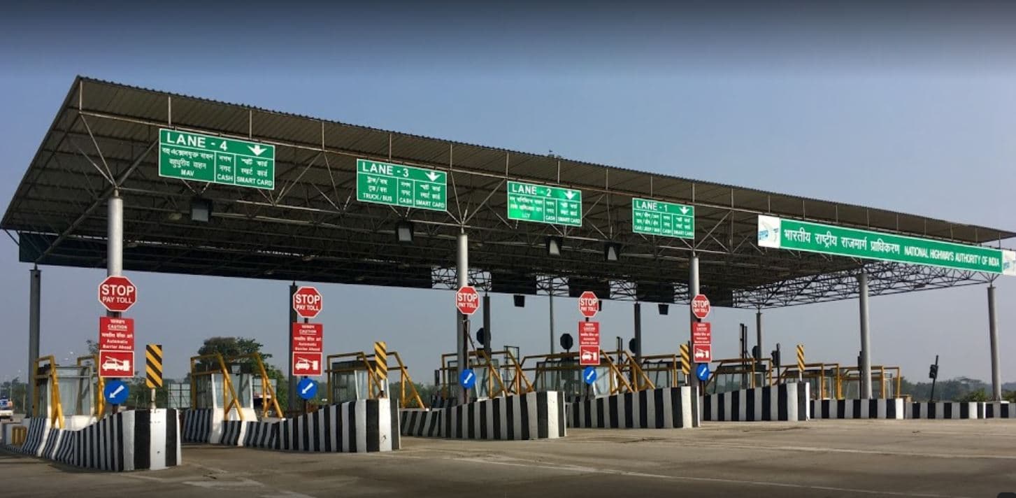 Raha Toll Gate